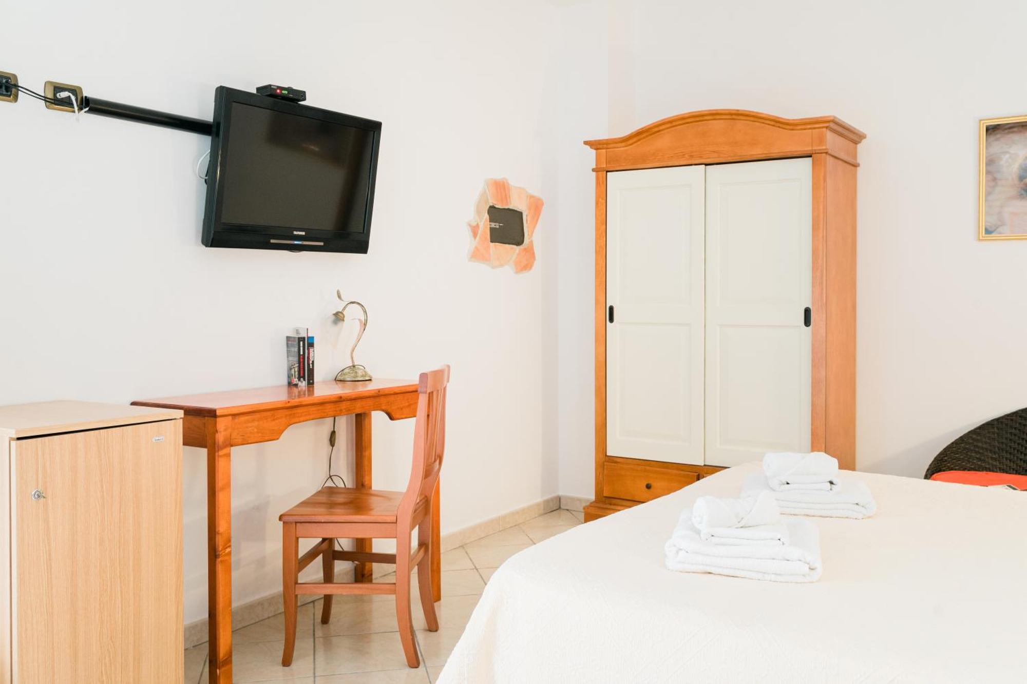 Hotel La Marmora à Alghero Extérieur photo
