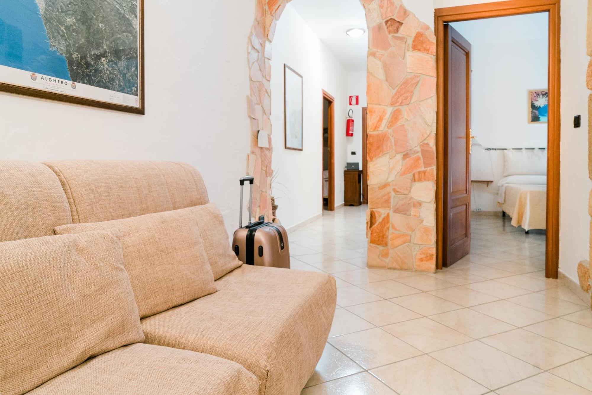 Hotel La Marmora à Alghero Extérieur photo